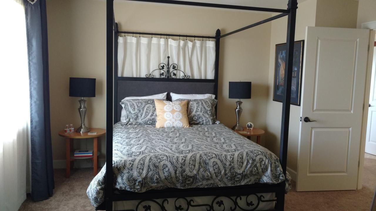 Casale Bed & Breakfast Форест Гроув Екстериор снимка
