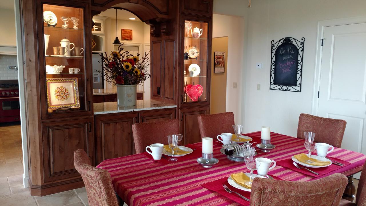 Casale Bed & Breakfast Форест Гроув Екстериор снимка